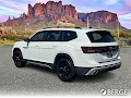 2025 Volkswagen Atlas 2.0T Peak Edition SE