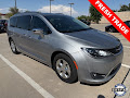 2018 Chrysler Pacifica Hybrid Limited