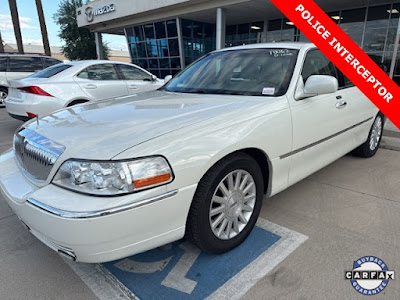 2004 Lincoln Town Car
