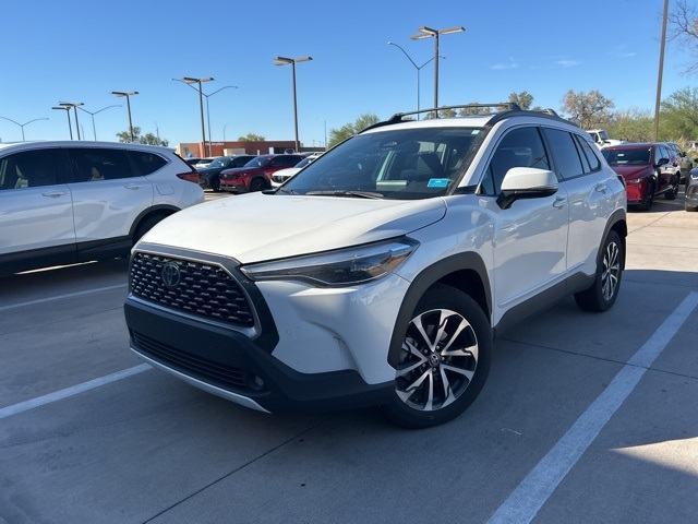 2024 Toyota Corolla Cross XLE