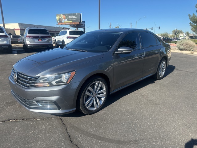 2019 Volkswagen Passat 2.0T Wolfsburg