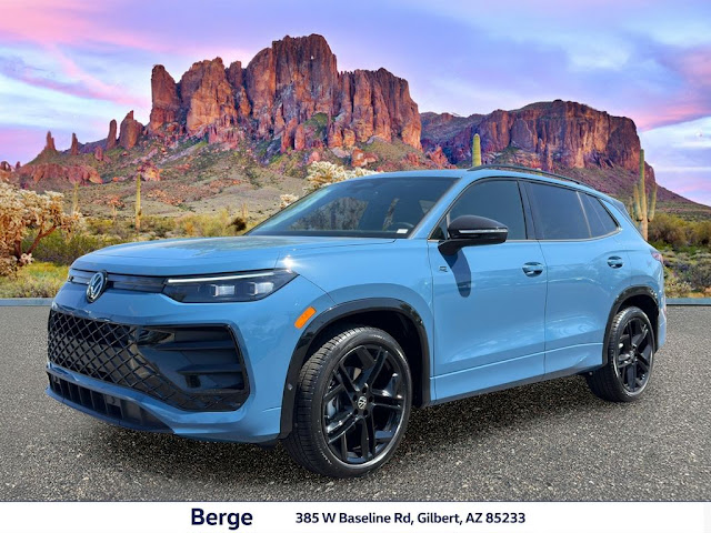 2026 Volkswagen Tiguan 2.0T SE R-Line Black