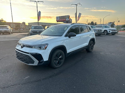2025 Volkswagen Taos
