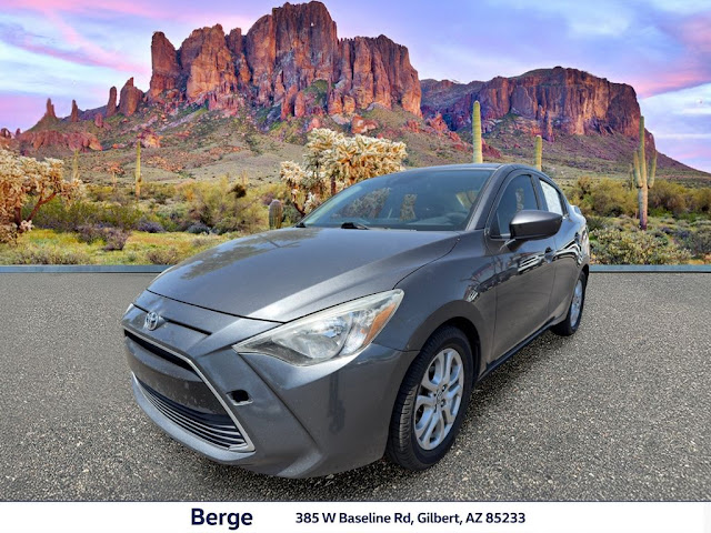 2017 Toyota Yaris iA Base