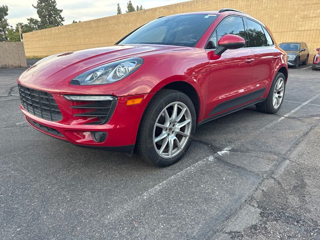 2017 Porsche Macan 
