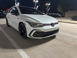 2024 Volkswagen Golf GTI SE