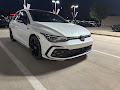 2024 Volkswagen Golf GTI SE