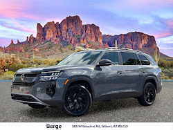 2027 Volkswagen Atlas SE w/Technology